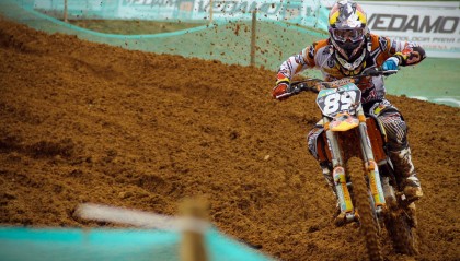 爱游戏体育-为爱而战：台球运动员的故事分享，台球体育明星