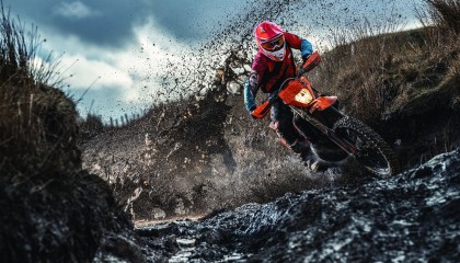 爱游戏中国-_海滩瑜伽：身心放松的运动新体验_，央视 瑜伽 海滩 小时候