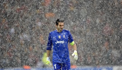 爱游戏在线-_海滩度假赛：阳光、沙滩与运动的完美结合_，阳光海边沙滩视频